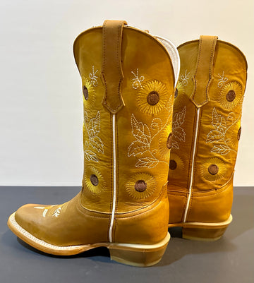 Introducing the Sunflower, the all-new rodeo leather boot that is handcrafted to perfection.